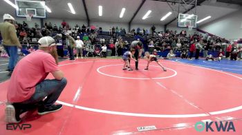 43 lbs Quarterfinal - Finlee Bowman, Team Tulsa Wrestling Club vs Kyson Miller, Wagoner Takedown Club