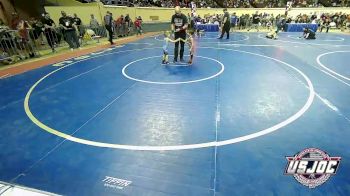 37 lbs Consi Of 8 #1 - Finlee Sellers, Cashion Youth Wrestling vs Kashen Bell, Division Bell Wrestling