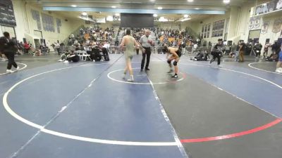 138 lbs Quarterfinal - Julian Espinoza, Cerritos vs Robert Garcia, Servite