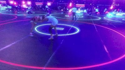 130 lbs Consi Of 8 #1 - Raygen Meza, Garden City Wrestling Club vs Maiya Singbeil, The Royal