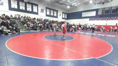 122 lbs Champ. Round 1 - William Robbins, OCRTC vs Jace Castillo, YL