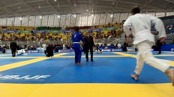 João Victor Alencar Bueno vs Caio Victor Vasconcelos Da Silva 2026 Brasileiro Jiu-Jitsu IBJJF