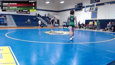 174 lbs Round 2 (6 Team) - Derek Truman, Barton vs Wyatt Romero, Big Bend Community College