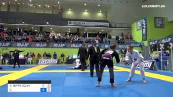 ANNA MLYNARCZYK vs CAMILA ROQUE 2019 European Jiu-Jitsu IBJJF Championship