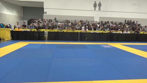 Replay: Mat 1 - 2023 World Master IBJJF Championship | Sep 1 @ 9 AM