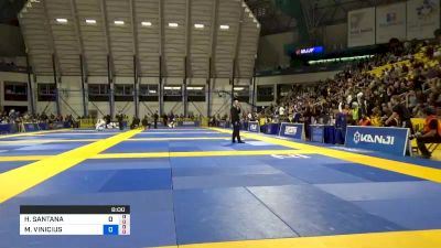 HARRYSON SANTANA PEREIRA vs MARCUS VINICIUS RIBEIRO DE SIQUE 2019 World Jiu-Jitsu IBJJF Championship