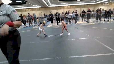 40 lbs Consi Of 8 #2 - Uila Peters, LV Bears WC vs Kekoa Sheldahl, Mtc