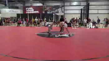 61 kg Round Of 64 - Julian Chlebove, Sunkist Kids Wrestling Club vs Ty Daugherty, Seasons Freestyle Club