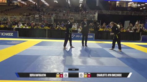 Charlotte Ayn Owczarek vs Sofia Rafigajeva 2025 Pan Kids Jiu-Jitsu IBJJF Championship
