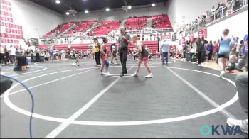 100 lbs Consi Of 8 #2 - Hunter Estraca, Mustang Bronco Wrestling Club vs Ava Davis, Kingfisher YellowJackets