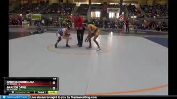 126 lbs Round 2 (4 Team) - Braden Davis, 4A Mazama vs Andres Rodriguez, 4A Ontario