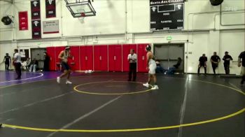 165 lbs Champ. Round 1 - Damien Valdez, Lemoore College vs Geo Abrego, East Los Angeles College