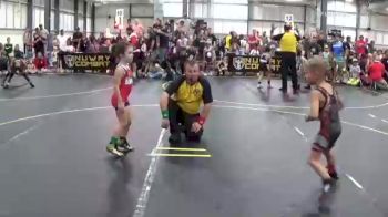 47 lbs Round 1 (6 Team) - Finley Ulenhake, Untouchables Black vs Braycen Neuendorf, Missouri Gold