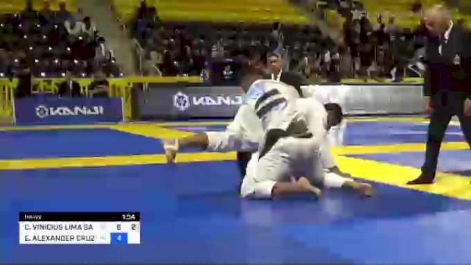 CAIO VINICIUS LIMA SANTOS vs ELDER ALEXANDER CRUZ 2022 World Jiu-Jitsu ...