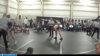 107 lbs Round 3 (4 Team) - Michael Anderson, Bay City MS vs Andrew Tucker, Lapeer WC