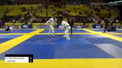 OSCAR IVAN SOLIS ANGUIANO vs JONATAS NOVAES 2022 Master IBJJF Jiu-Jitsu Championship