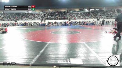 128 lbs Round Of 32 - Trinity McCloud, Bartlesville Junior High (Girls) vs Iris Cisneros, Skiatook Bulldog Wrestling