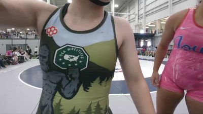 135 lbs Mariaha Benedict, Iowa vs Claire Hume, Washington