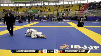Rosberg Rodrigues De Couto vs Daniel Gregory Alves Nobre 2025 Brasileiro Jiu-Jitsu IBJJF