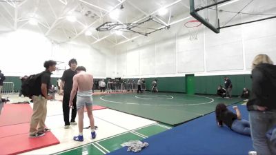 138 lbs Consolation 1st - Demetrious Thomas, Paramount vs Isaac Roman, Mayfair