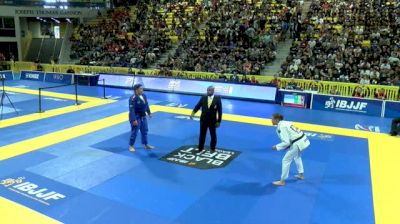 VENLA LUUKKONEN vs TAYANE PORFIRIO 2018 World IBJJF Jiu-Jitsu Championship