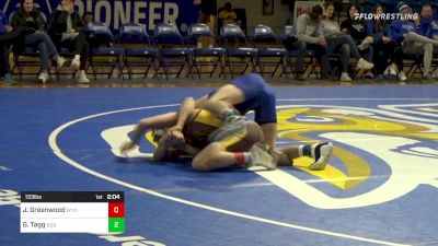 133 lbs Gabe Tagg, SDSU vs Darrick Stacey, Wyoming