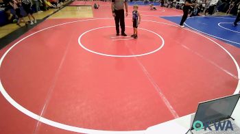 40 lbs Quarterfinal - Lachlan Forrest, Vinita Kids Wrestling vs Taylor Cary, Owasso Takedown Club