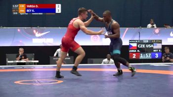 77 kg 1/8 - Kamal Bey, USA vs Oldrich Varga, CZE