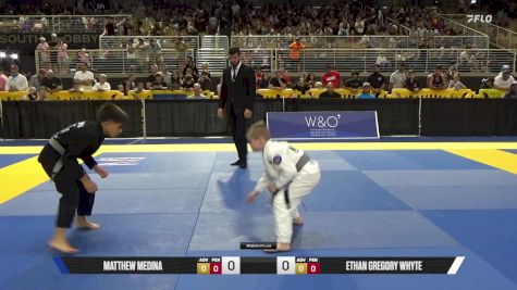 Ethan Gregory Whyte vs Matthew Medina 2025 Pan Kids Jiu-Jitsu IBJJF Championship