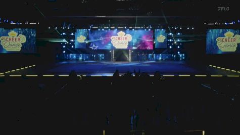 Show Cheer 2 - Dracut Middies [2025 Jr. Pee Wee Day 1] 2025 Pop Warner National Cheer & Dance Championship