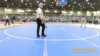 90 lbs Consi Of 16 #2 - Levi Pena, Team Selma vs Julian Gonzalez, Shafter Youth Wrestling