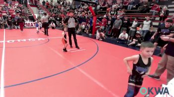 43 lbs Consi Of 16 #2 - Braxson Bas, Topeka Blue Thunder vs Garrett Doyle, Cowboy Wrestling Club