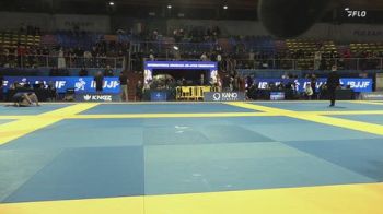 Mateusz Mariusz Machola vs Daniil Ilinskyi 2026 IBJJF European NoGi