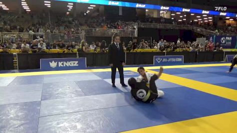 Sophia Madison Robles vs Amelia Elise Mangalindan 2025 Pan Kids Jiu-Jitsu IBJJF Championship