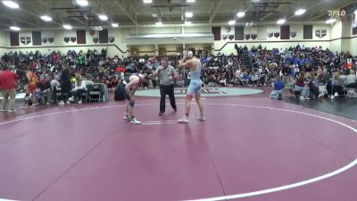 157 lbs Round 2 - Greyson Willett, Pleasant Valley vs Oliver Parker, Dubuque Senior