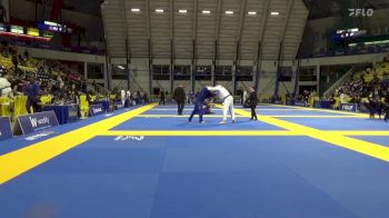 STEVEN A GALVEZ vs BRIAN ANTHONY MENDEZ 2024 Master International IBJJF Jiu-Jitsu North American Championship