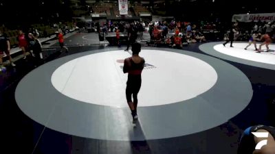 132 lbs Julian Gonzalez, KCWA - Kern County Wrestling Association vs Jessie Valenzuela, OCWA - Orange County Wrestling Association