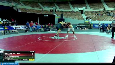 D3-215 lbs Champ. Round 1 - Alejandro Reyes, Marcos De Niza vs Malcolm Williams, Sahuarita Hs