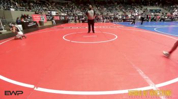 64 lbs Round Of 32 - Oaklen Mai, Central Kansas Young Lions vs Demetrius Lopez, Top Notch Wrestling Club