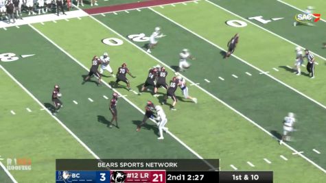 WATCH: Lenoir-Rhyne Breaks Out The Flea Flicker 🤯