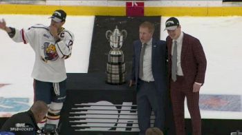 MUST SEE: Barrie Colts Accept The Bobby Orr Trophy, Don't Touch It