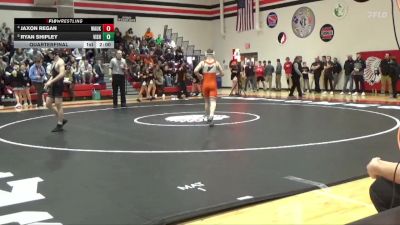 132 lbs Quarterfinal - Jaxon Regan, Waukon vs Ryan Shipley, Vinton-Shellsburg