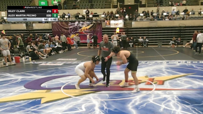 189 lbs Round 3 (4 Team) - Alex Martin Pecino, Hononegah, IL vs Riley ...