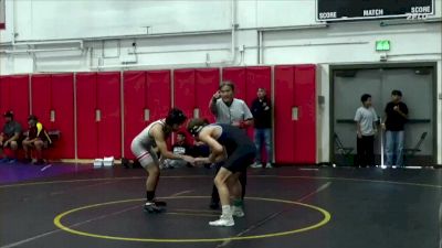 125 lbs Champ. Round 2 - Logan Hansen, Moorpark CCC vs Jorge Mendoza, Bakersfield College