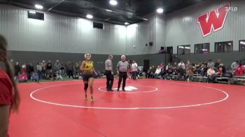 JV-37 lbs Round 2 - Olive McWilliams, Williamsburg vs Isabella Moedano, Louisa-Muscatine