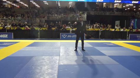 Jacoby Fama Villanueva vs Michael Burke Hoose 2025 Pan Kids Jiu-Jitsu IBJJF Championship