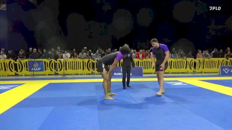 Kyle Santana Oliveira vs Christopher Brian Kalambihis 2025 Pan IBJJF Jiu-Jitsu No-Gi Championship