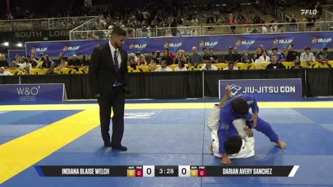 Indiana Blaise Welch vs Darian Avery Sanchez 2026 Pan Kids Jiu-Jitsu IBJJF Championship