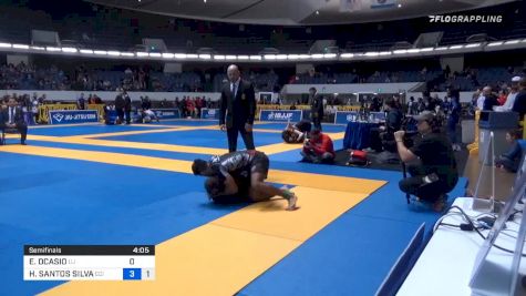 Clip: Hiago Geroge Hits A Rear Triangle Armlock On Junny At No Gi-Worlds