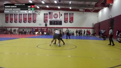 285 lbs Champ. Round 1 - Giovanni Navarro, Menlo NWCA vs Adres Garcia, Simpson University